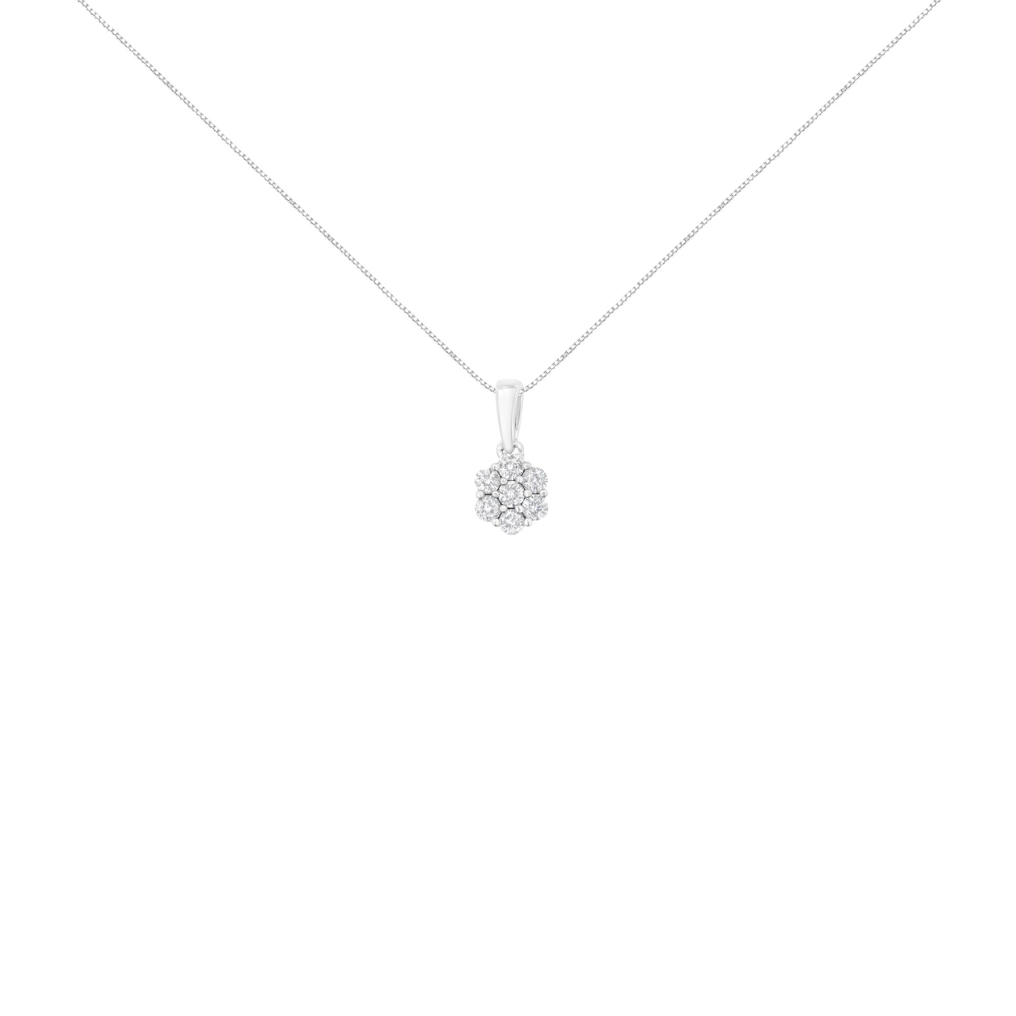14K White Gold 1/2 cttw Prong Set Round-Cut Diamond 7 Stone Floral